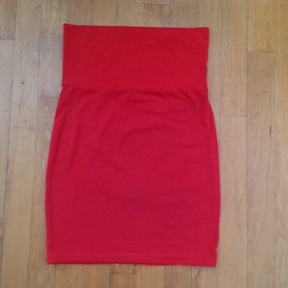 Forever 21 Red STRETCH Pencil Skirt Size Small - Picture 1 of 8